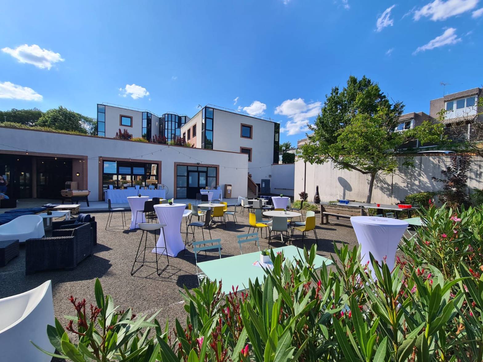 LA GUINGUETTE DU 12&rsquo;15&rsquo;